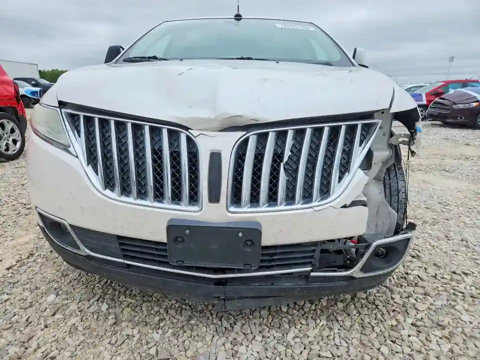 2LMDJ6JK0BBJ14972 2011 LINCOLN MKX-4
