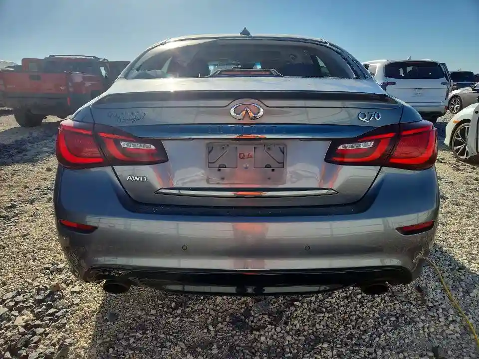 JN1BY1ARXHM770010 2017 INFINITI Q70-5