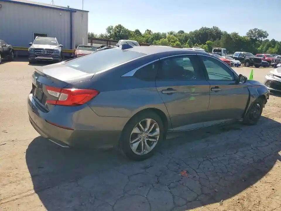 1HGCV1F11JA086386 2018 HONDA ACCORD-2