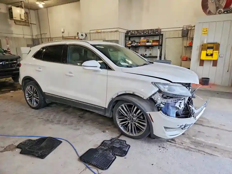 5LMTJ3DH7GUJ21762 2016 LINCOLN MKC-3
