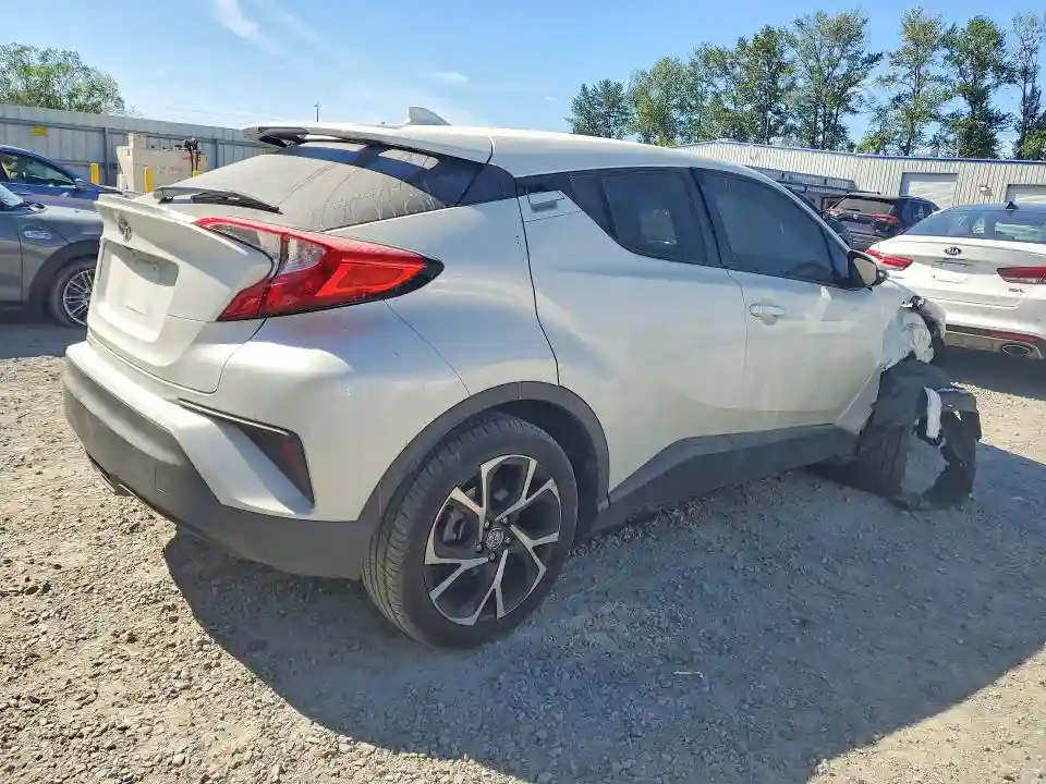 NMTKHMBX3JR002972 2018 TOYOTA C-HR-2