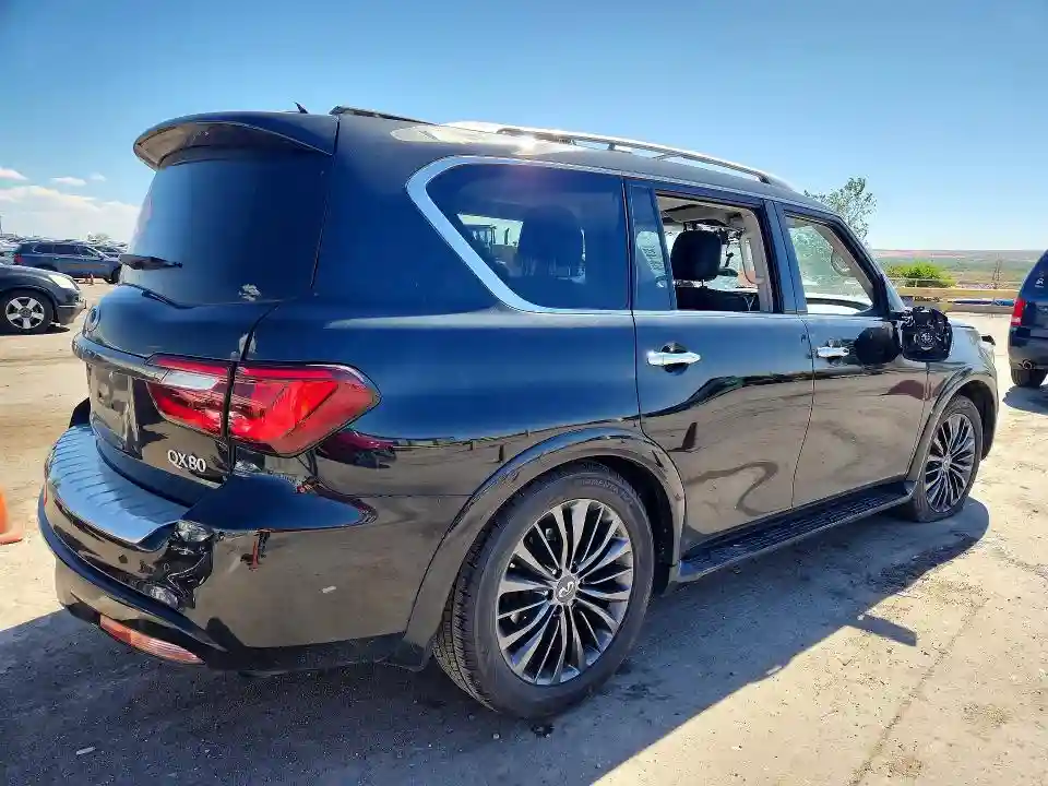 JN8AZ2AFXM9716483 2021 INFINITI QX80-2