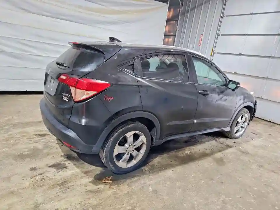 3CZRU6H7XGM759000 2016 HONDA HR-V-2