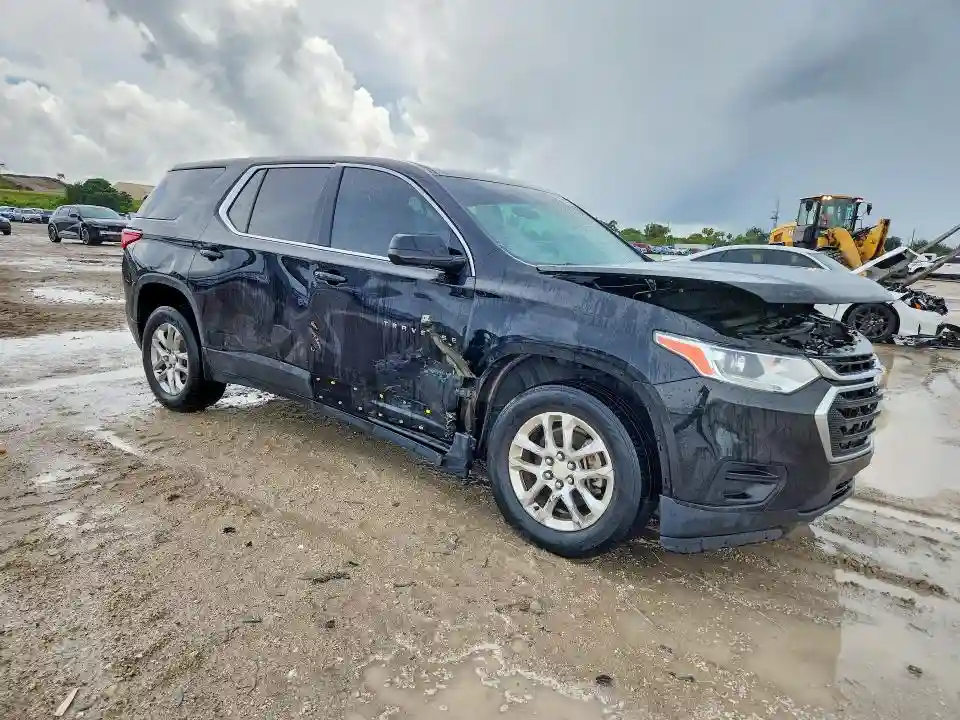 1GNERFKW8KJ269643 2019 CHEVROLET TRAVERSE-3