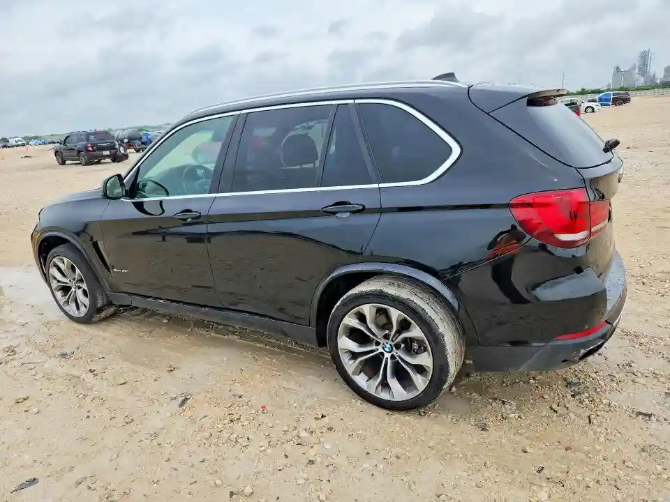 5UXKR2C56J0X09291 2018 BMW X5-1
