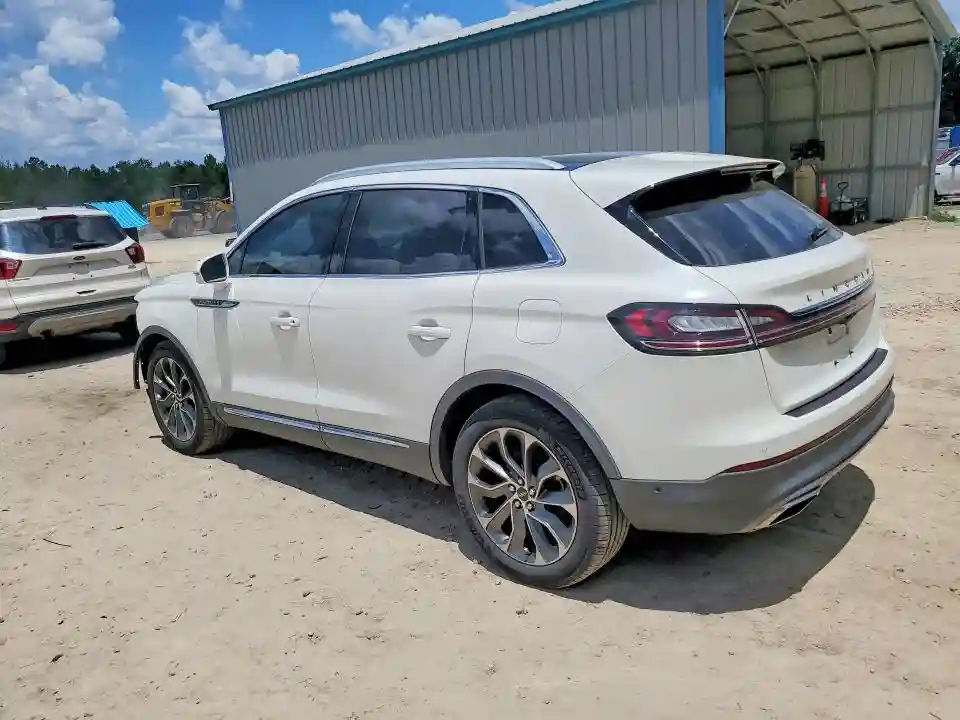 2LMPJ6K93MBL15955 2021 LINCOLN NAUTILUS-1