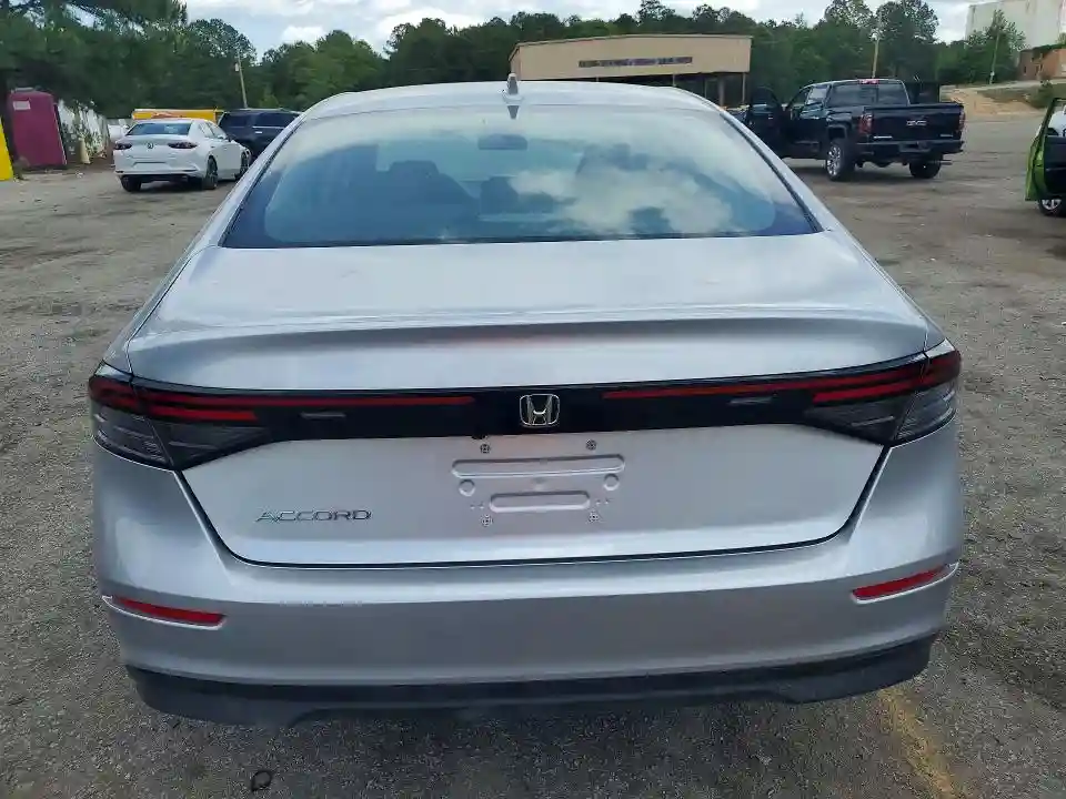 1HGCY1F22SA030989 2025 HONDA ACCORD-5