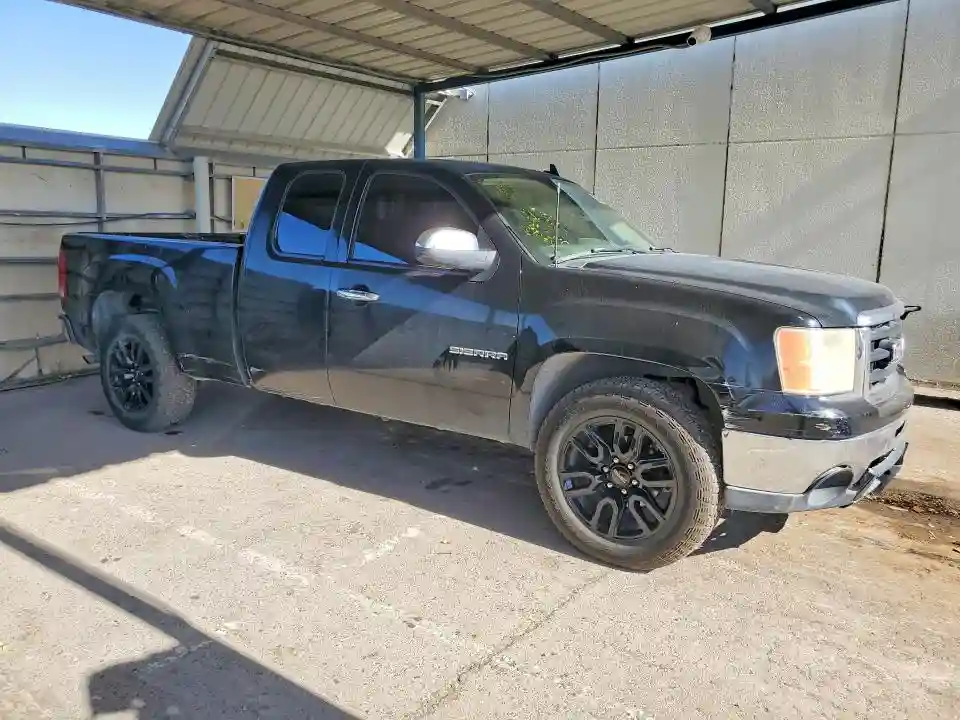 1GTSCVE00AZ232195 2010 GMC SIERRA-3