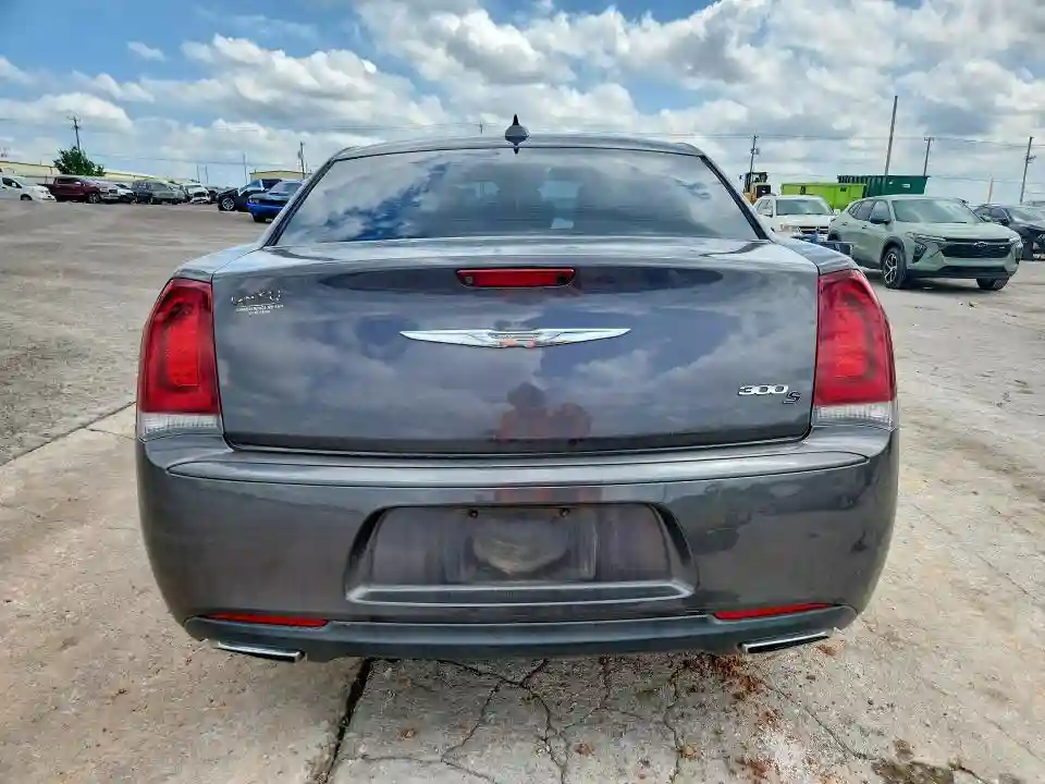 2C3CCABG2GH164199 2016 CHRYSLER 300-5