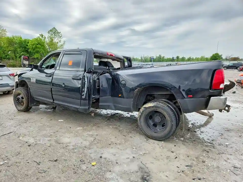 3C63RRGL2EG158700 2014 RAM 3500-1