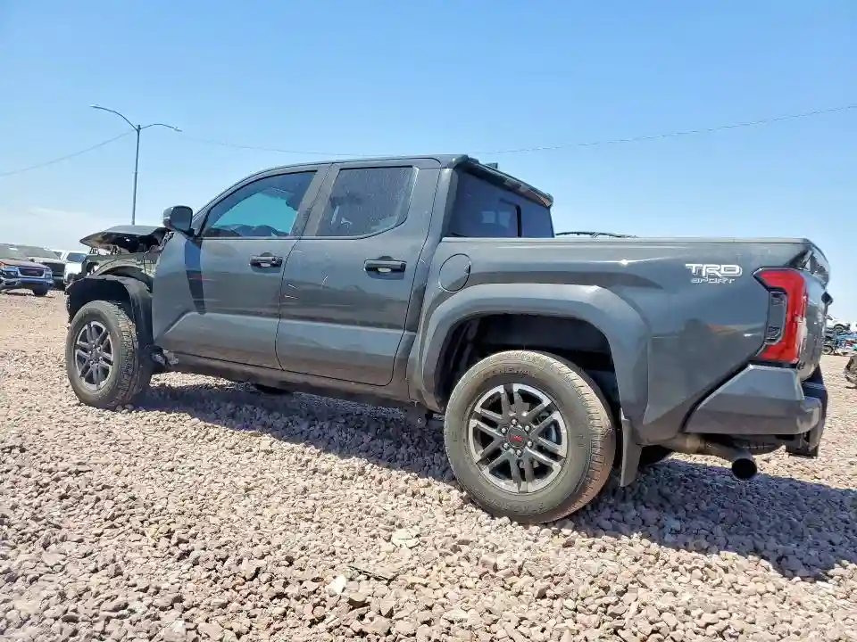 3TMLB5JN6RM058770 2024 TOYOTA TACOMA-1
