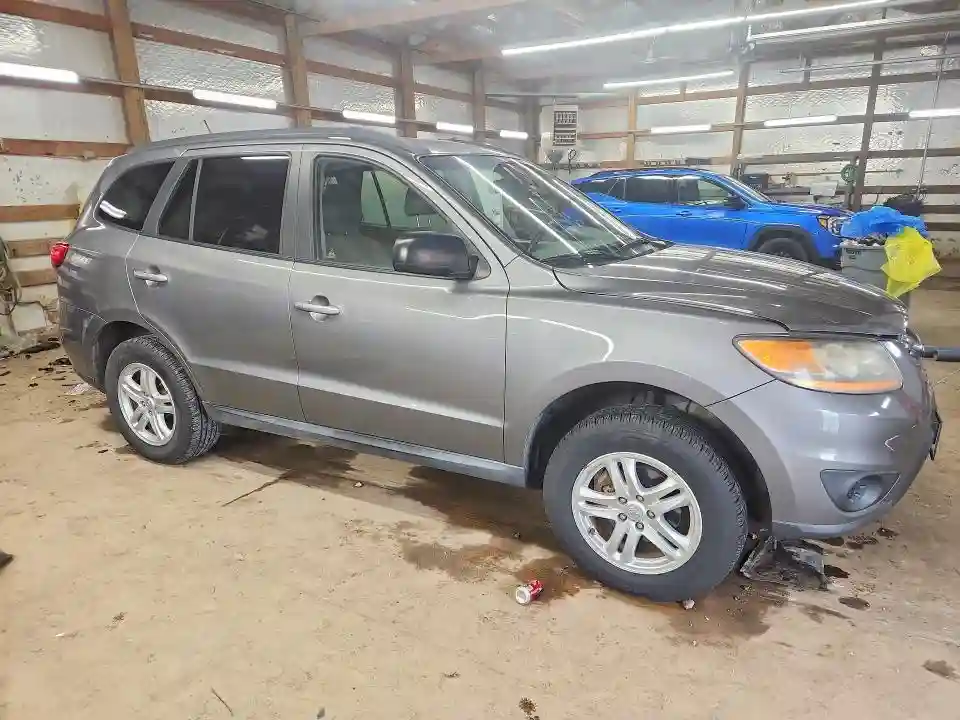 5NMSG3AB3AH375369 2010 HYUNDAI SANTA FE-3