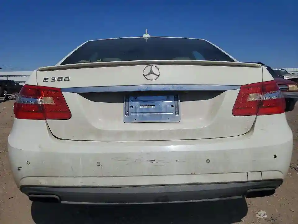 WDDHF5KB2CA564203 2012 MERCEDES-BENZ E-CLASS-5