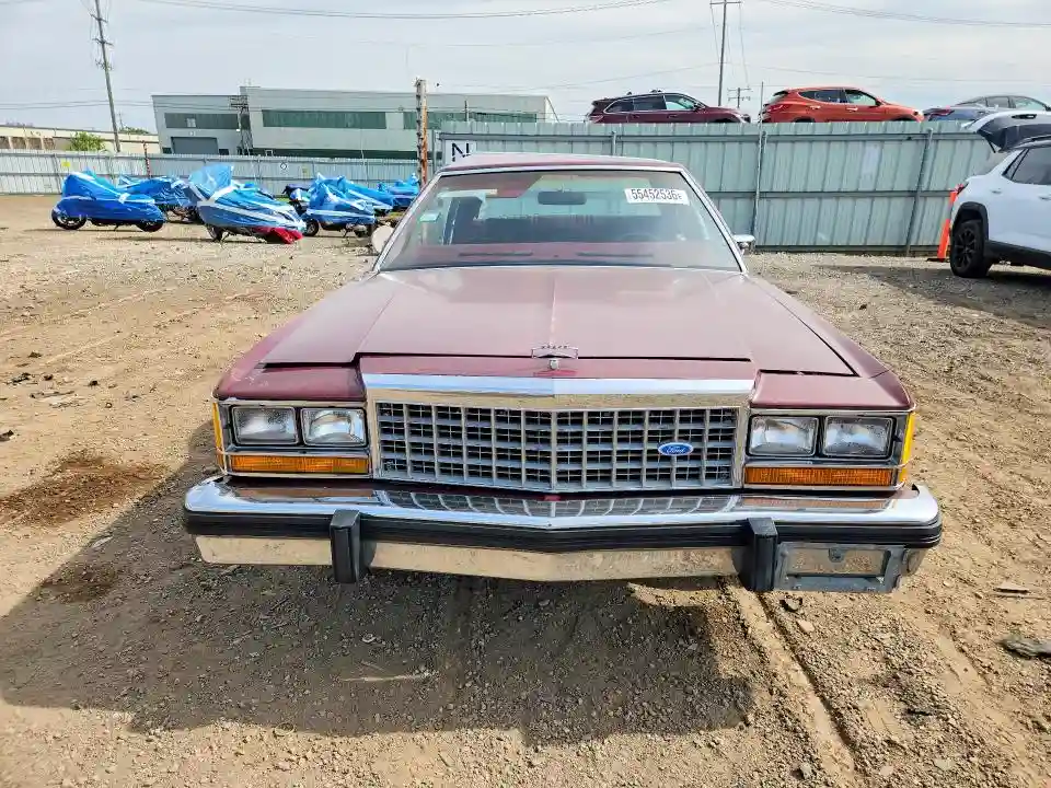 2FABP43F6FX145930 1985 FORD LTD-4