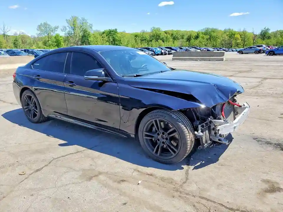 WBA4J7C59JBB98890 2018 BMW 4 SERIES-3