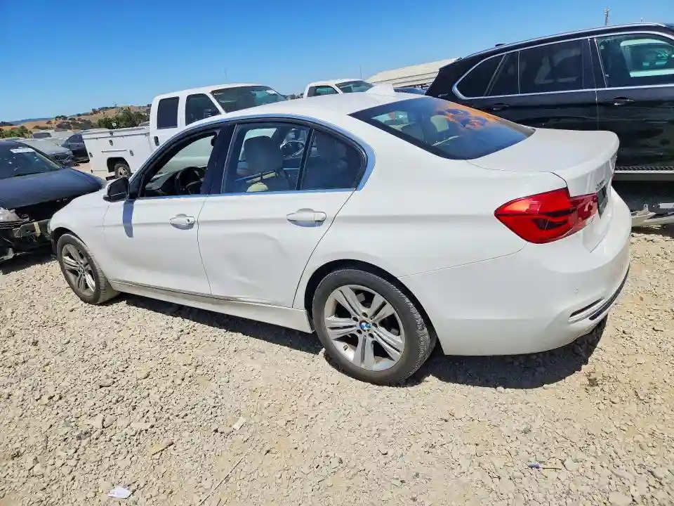 WBA8D9C57JEM33061 2018 BMW 3 SERIES-1