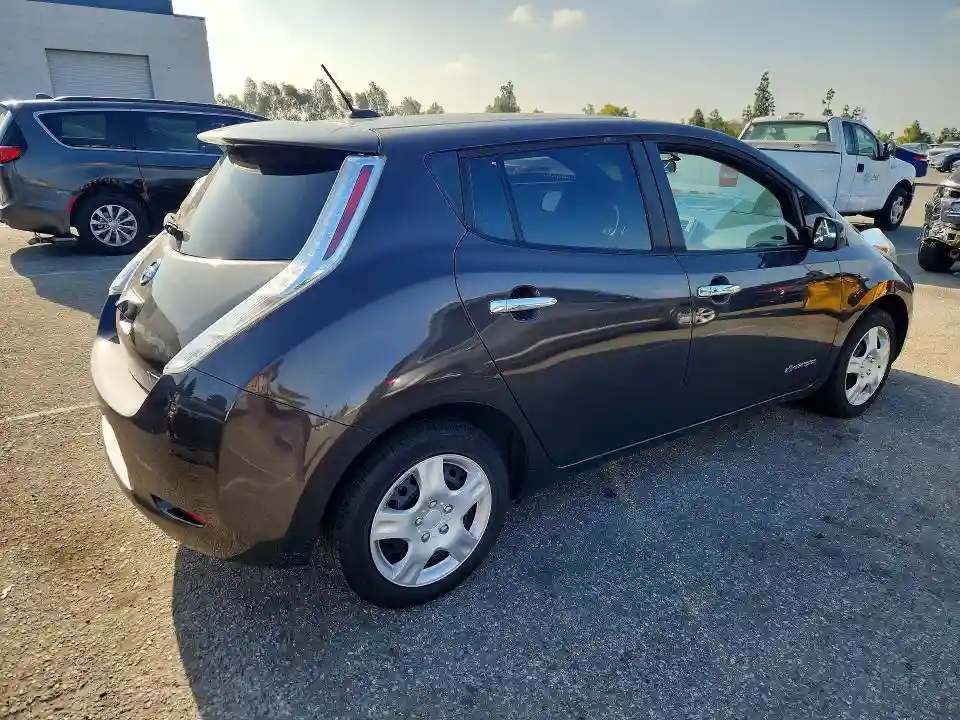 1N4BZ0CP2HC301571 2017 NISSAN LEAF-2
