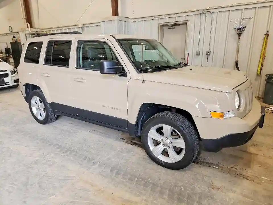 1C4NJPFA9HD116345 2017 JEEP PATRIOT-3