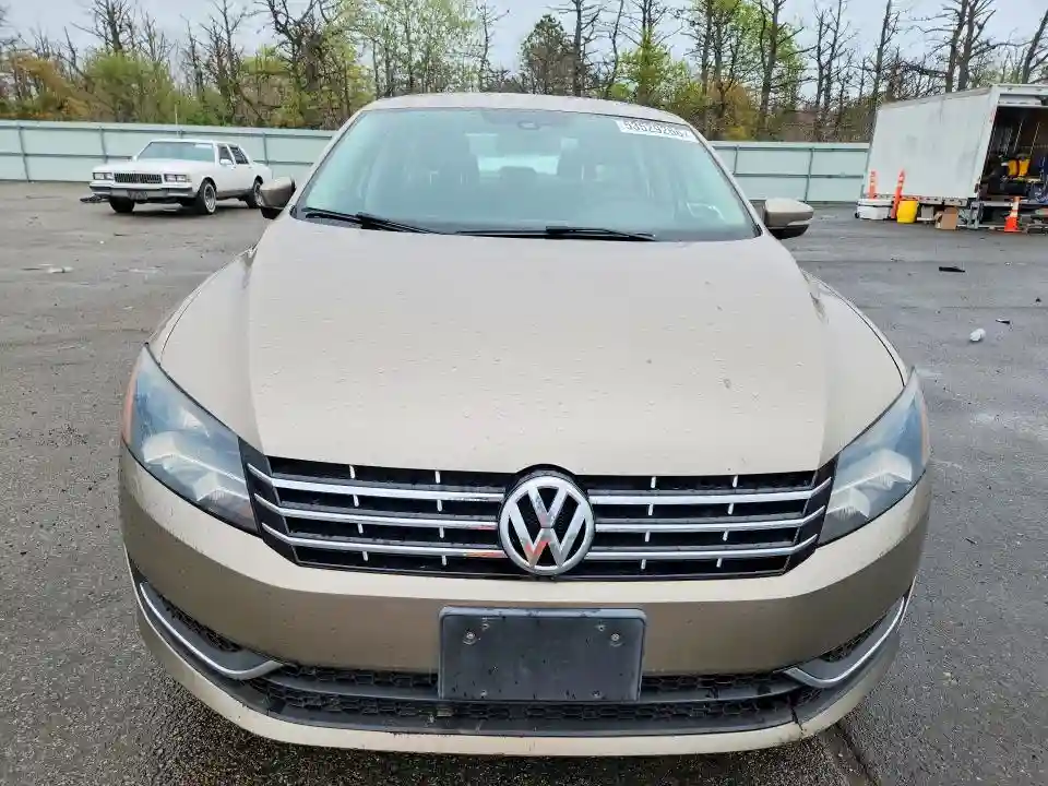 1VWAT7A31FC072763 2015 VOLKSWAGEN PASSAT-4