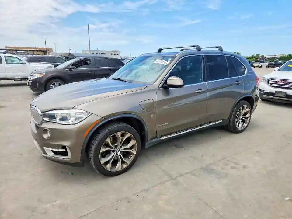 5UXKT0C50J0V99649 2018 BMW X5-0
