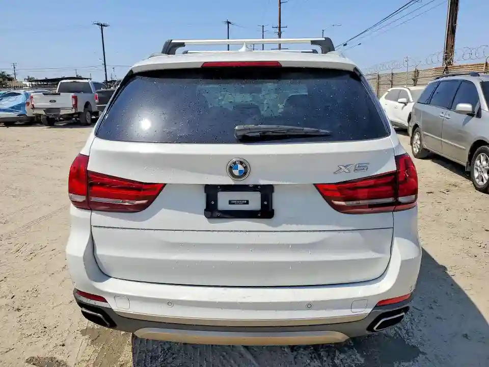 5UXKT0C58J0W00675 2018 BMW X5-5