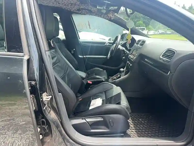 WVWHV7AJXDW138829 2013 VOLKSWAGEN GTI-4