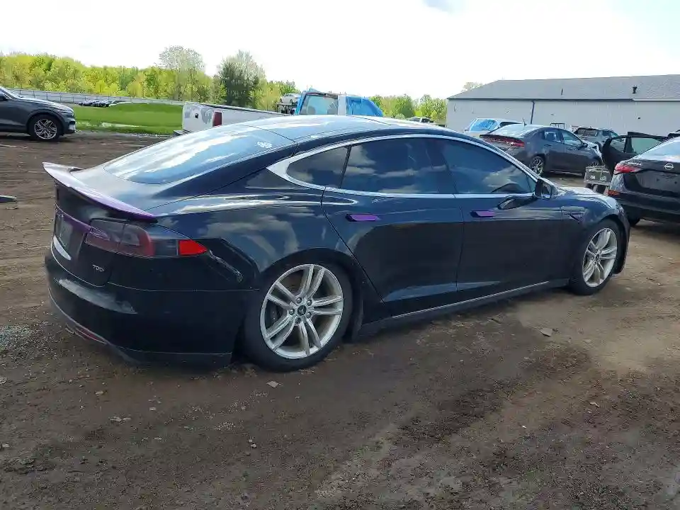 5YJSA1S29FF090933 2015 TESLA MODEL S-2