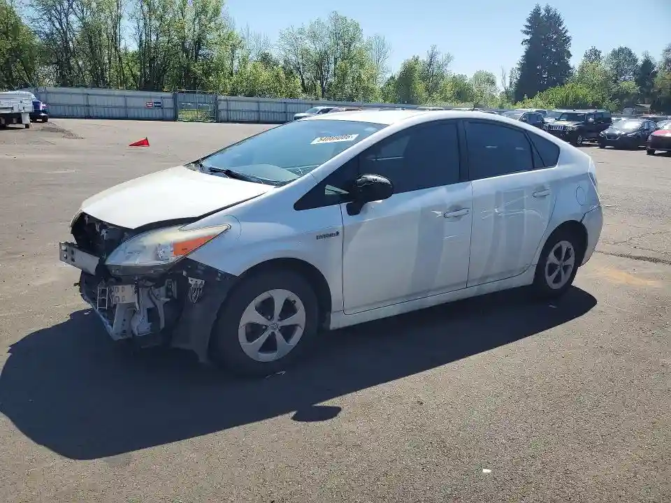 JTDKN3DUXD5684251 2013 TOYOTA PRIUS-0