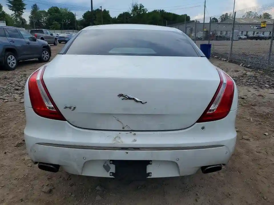 SAJWA1CB9CLV34743 2012 JAGUAR XJ-5