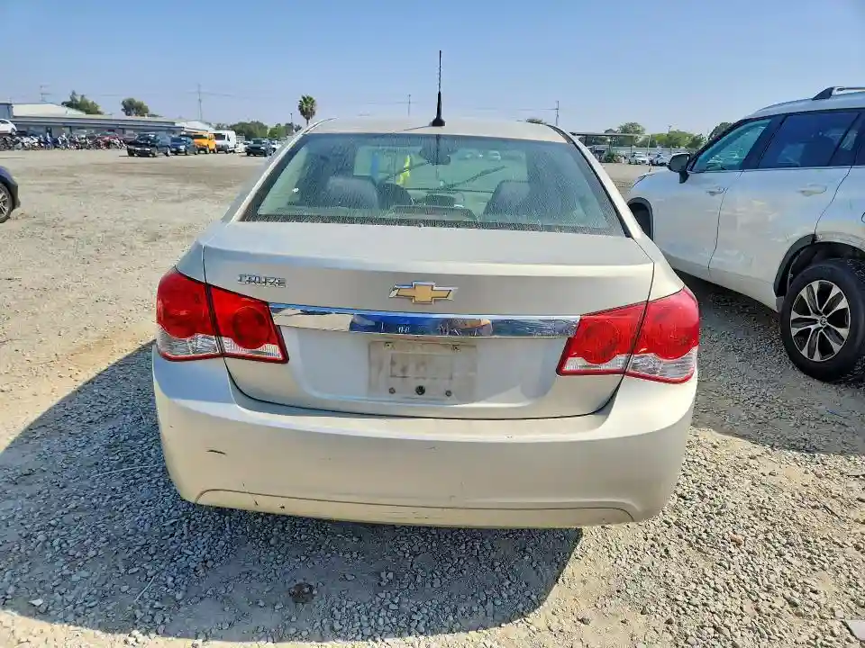 1G1PA5SG4E7380129 2014 CHEVROLET CRUZE-5