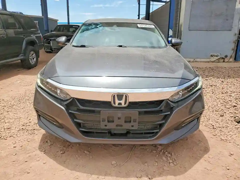 1HGCV1F57JA114646 2018 HONDA ACCORD-4
