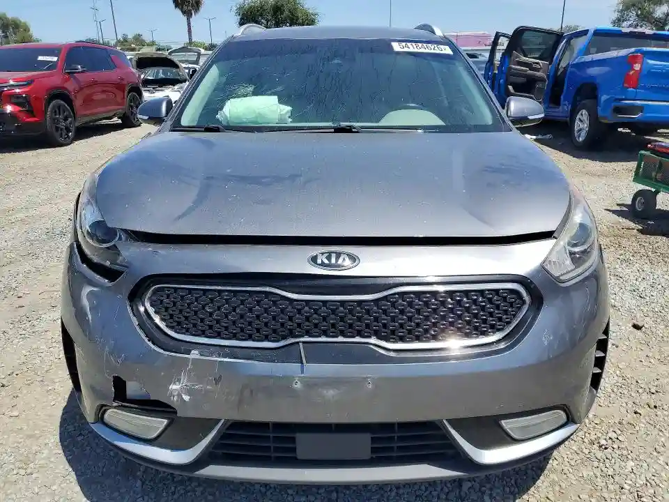 KNDCE3LC8H5075968 2017 KIA NIRO-4