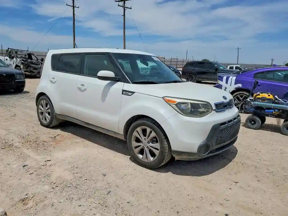 KNDJP3A51F7111720 2015 KIA SOUL-3