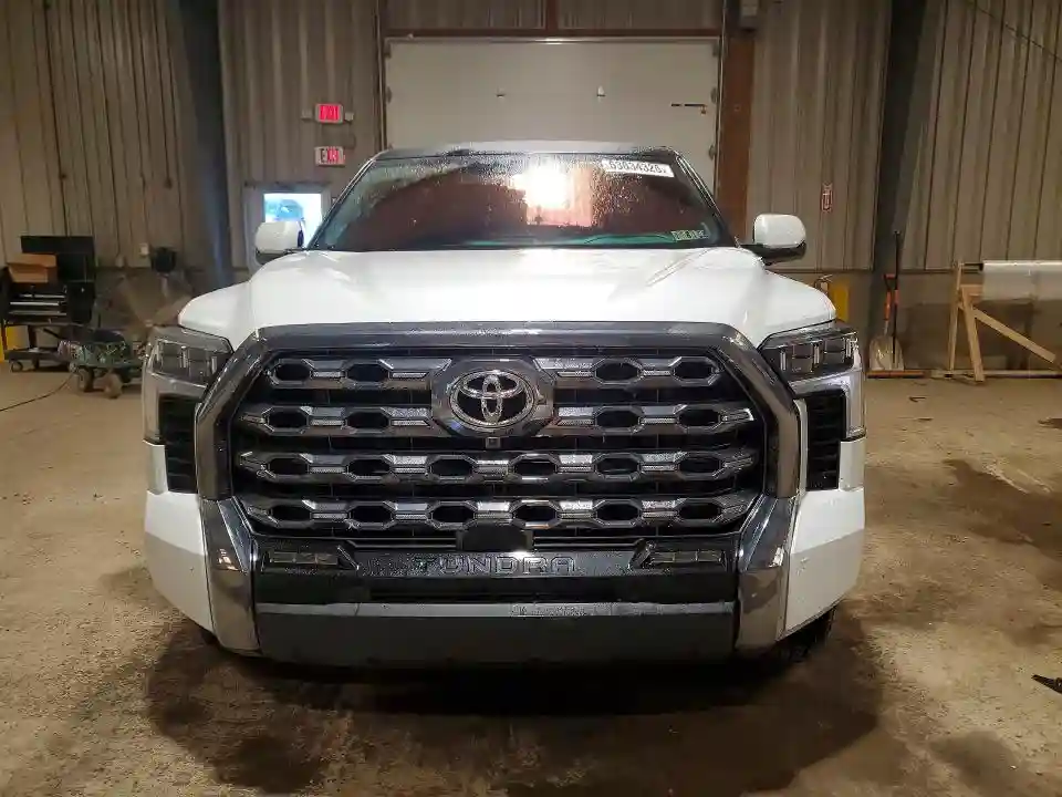 5TFNC5DB9SX107385 2025 TOYOTA TUNDRA-4