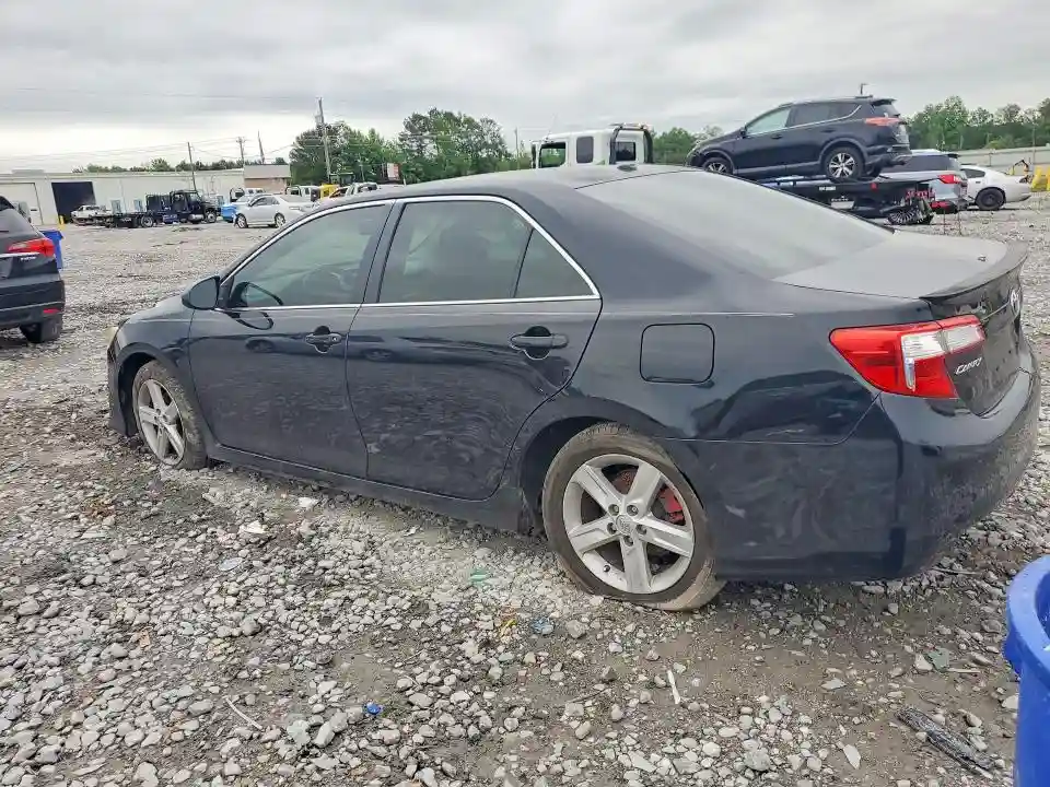 4T1BF1FK2EU805502 2014 TOYOTA CAMRY-1