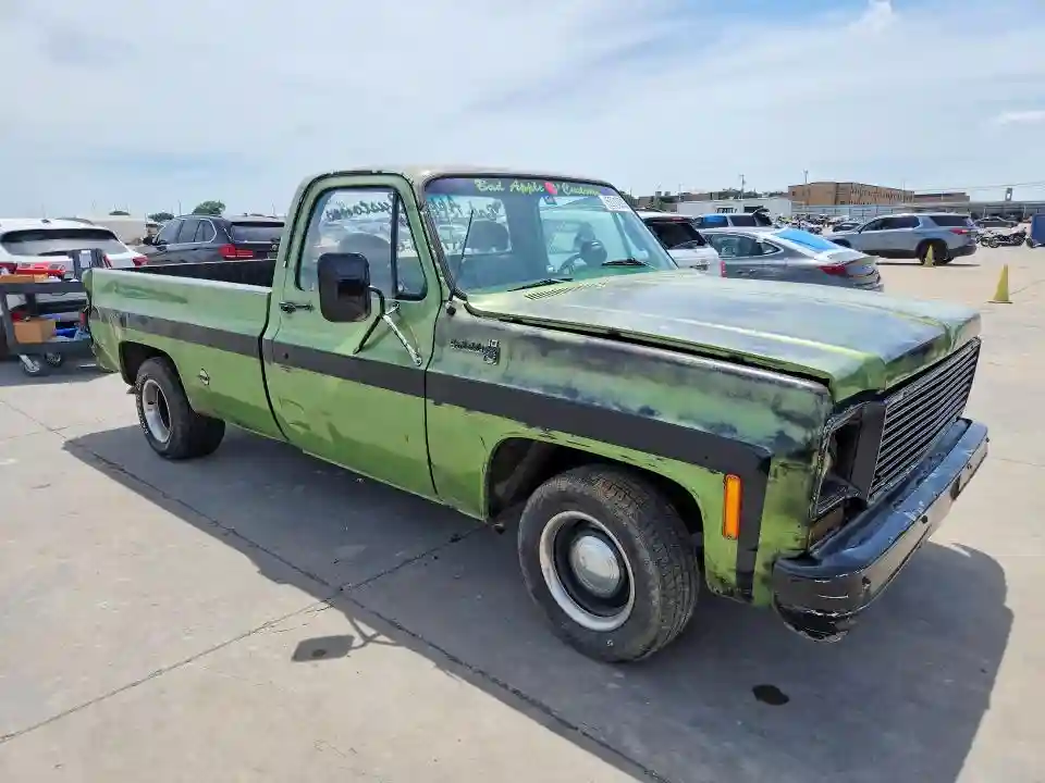 CCL146F303821 1976 CHEVROLET C/K1500-3