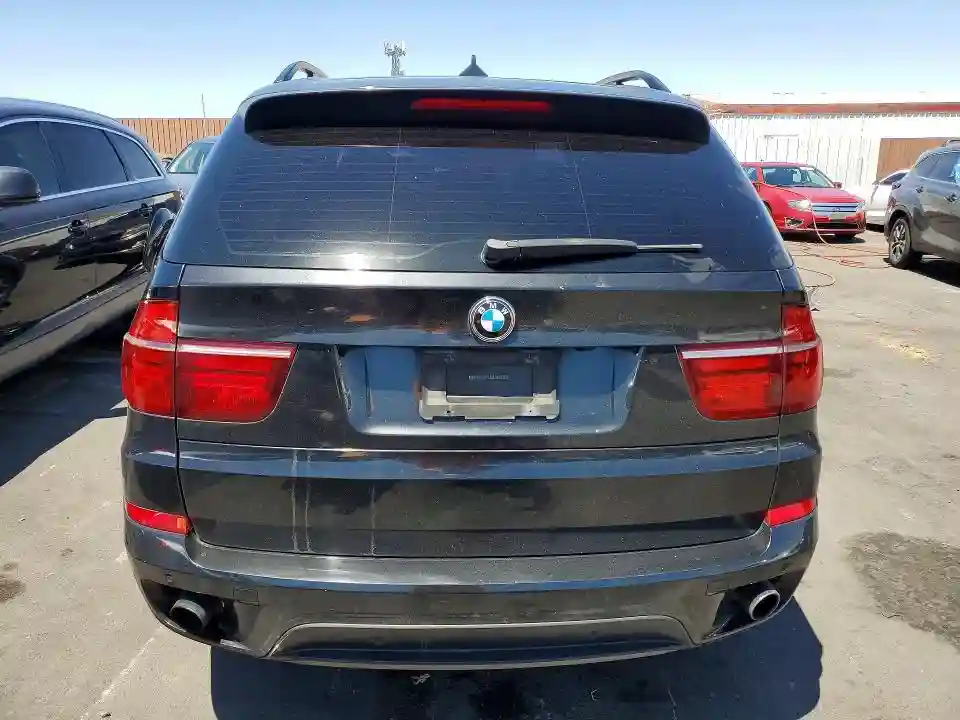 5UXZV4C52CL745826 2012 BMW X5-5
