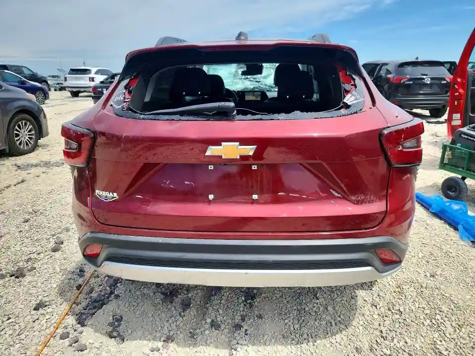 KL77LHEPXSC014268 2025 CHEVROLET TRAX-5