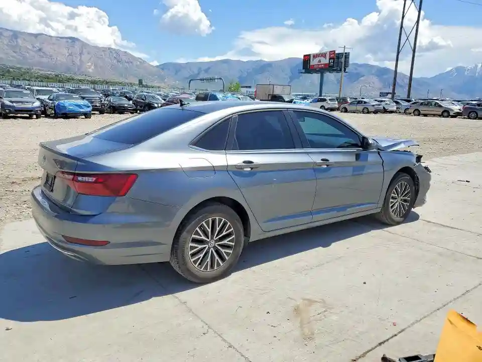 3VWN57BU0MM093991 2021 VOLKSWAGEN JETTA-2