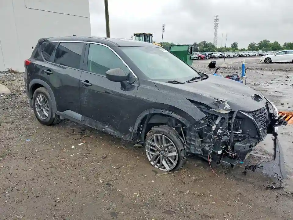5N1BT3AB1PC840228 2023 NISSAN ROGUE-3
