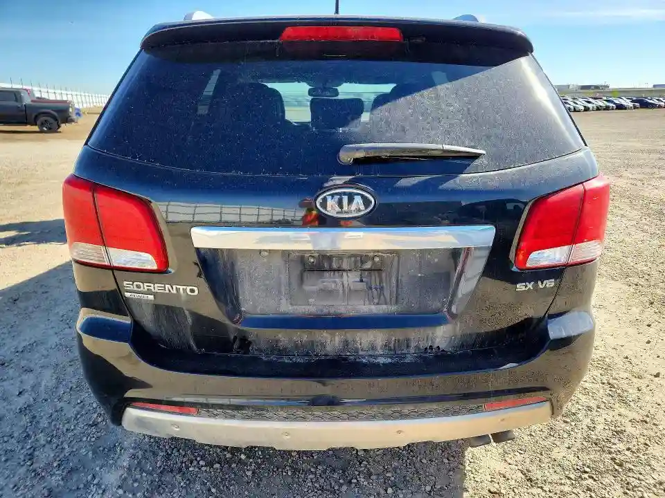 5XYKWDA24BG092614 2011 KIA SORENTO-5