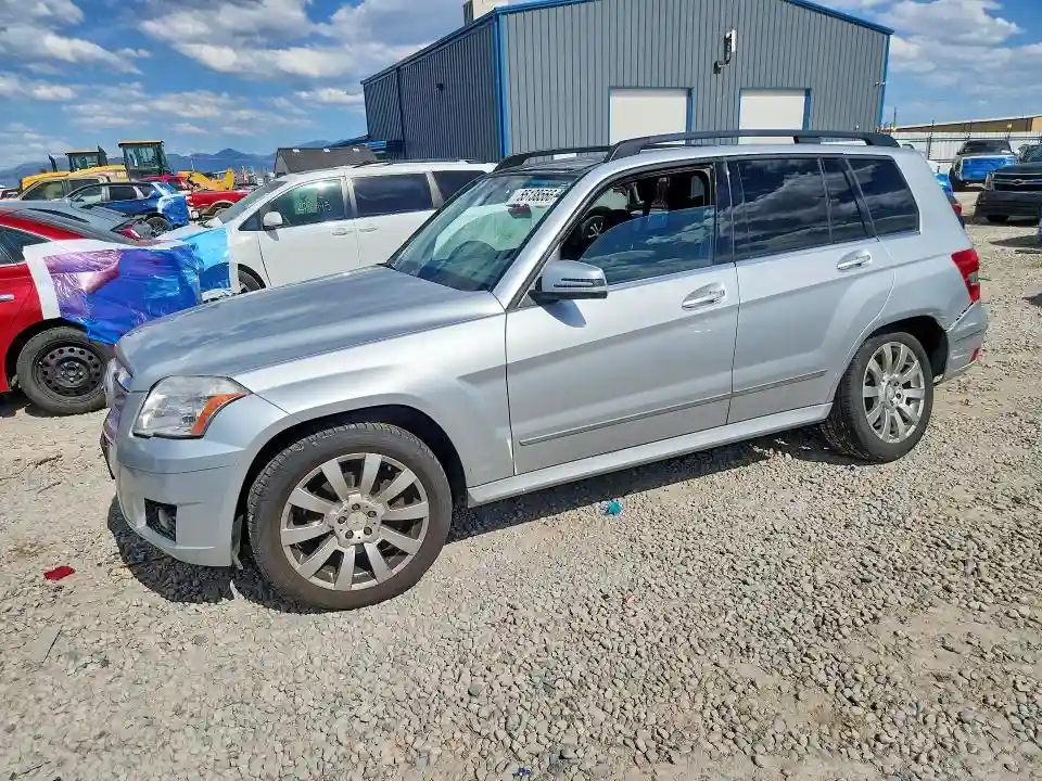WDCGG8HB1BF614967 2011 MERCEDES-BENZ GLK-CLASS-0