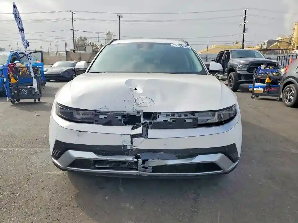 7YAKN4DA8SY014049 2025 HYUNDAI IONIQ-4