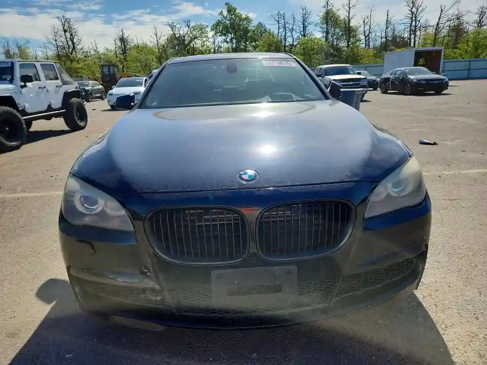 WBAKC6C55CDX99486 2012 BMW 7 SERIES-4
