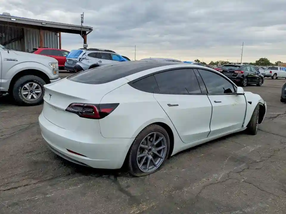 5YJ3E1EAXMF096720 2021 TESLA MODEL 3-2