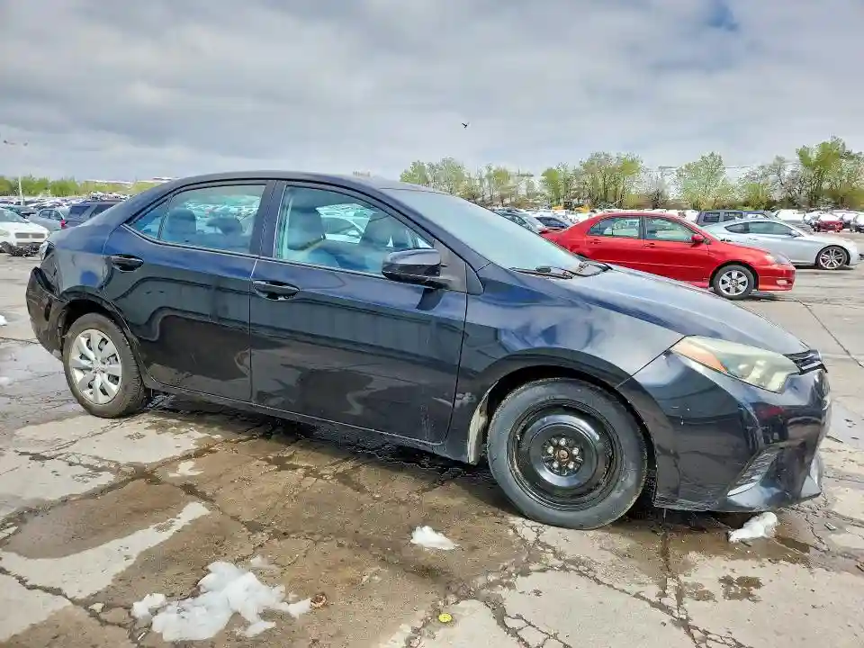 5YFBURHE4FP183953 2015 TOYOTA COROLLA-3