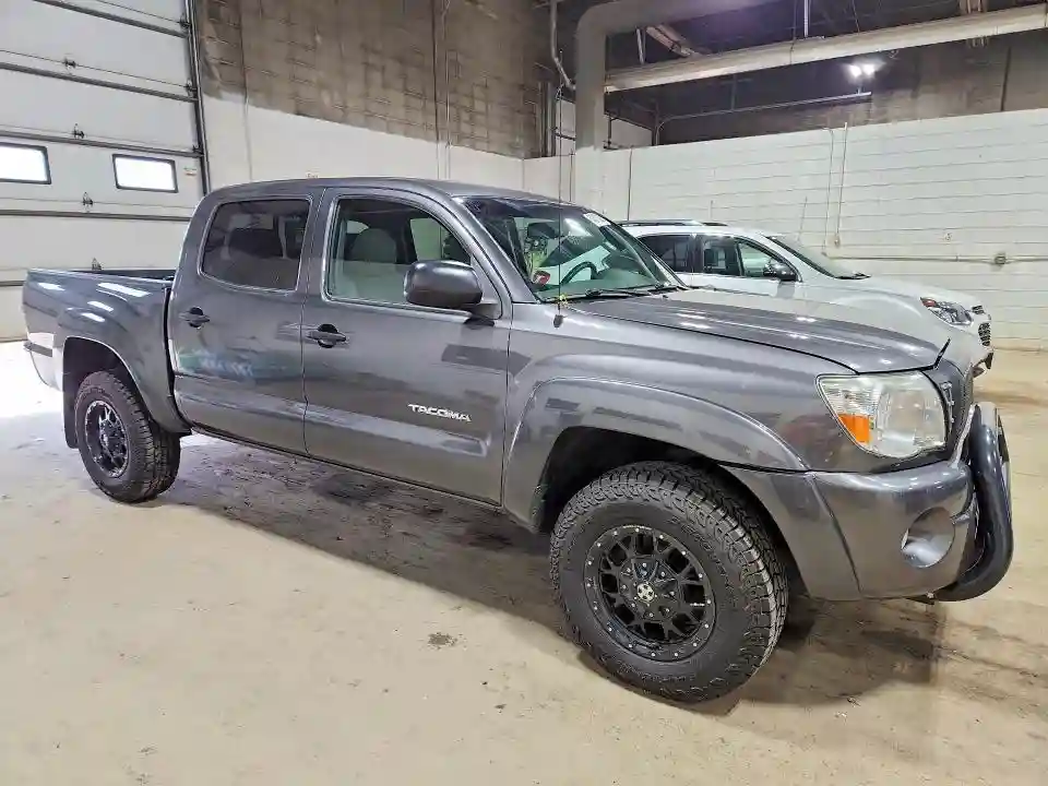 3TMLU4EN0BM064472 2011 TOYOTA TACOMA-3