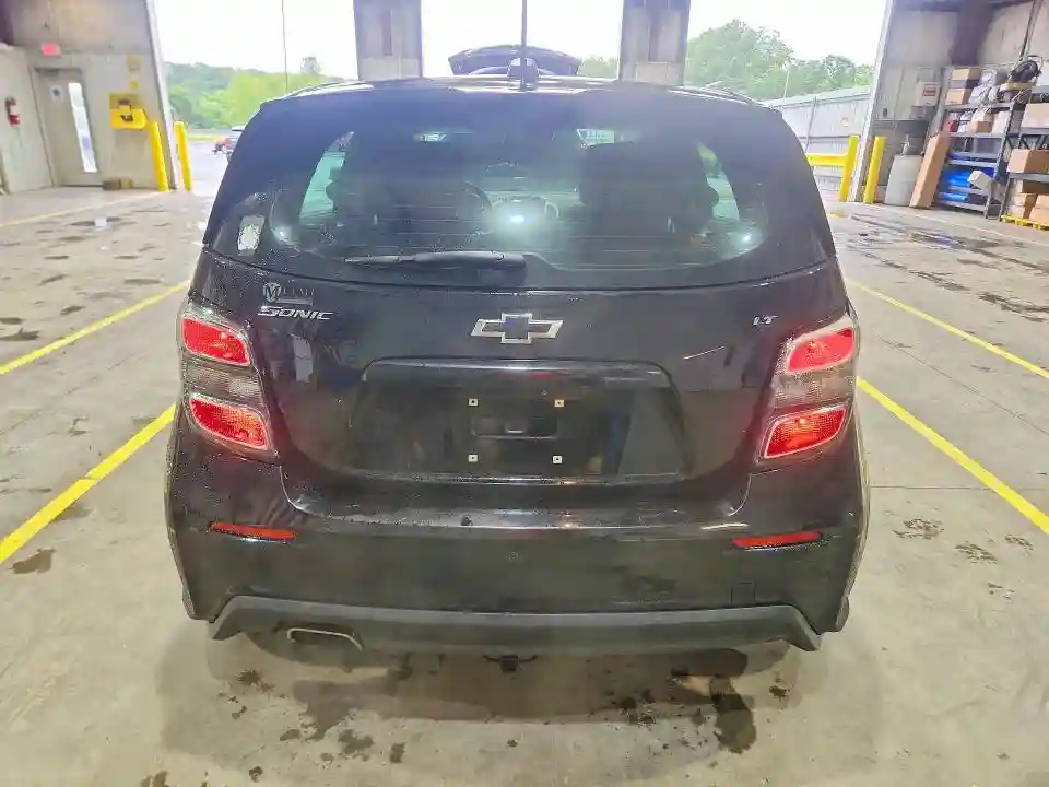 1G1JD6SH8J4127953 2018 CHEVROLET SONIC-5