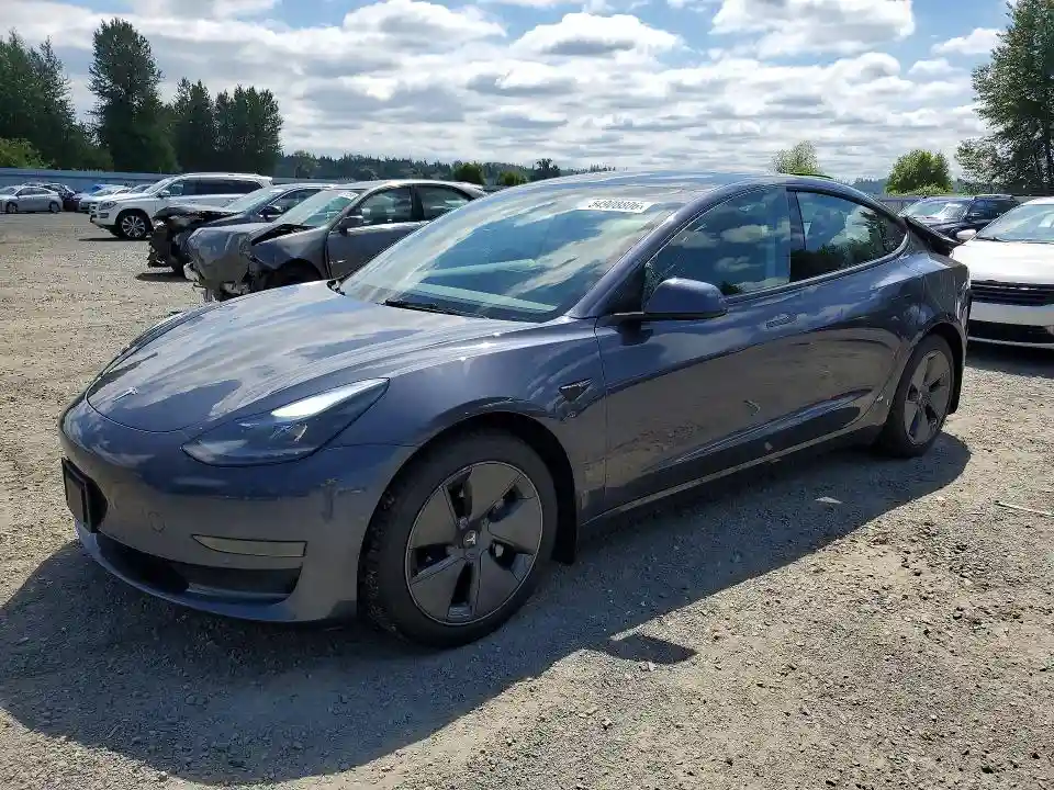 5YJ3E1EA6NF340882 2022 TESLA MODEL 3-0