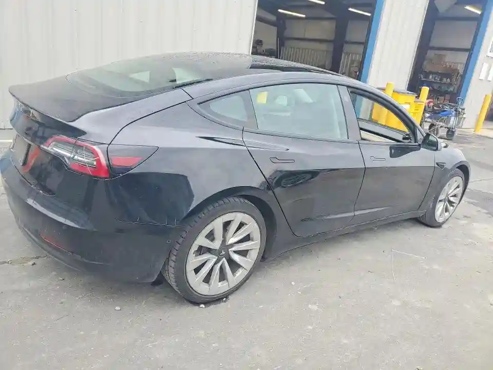 5YJ3E1EAXNF186287 2022 TESLA MODEL 3-2